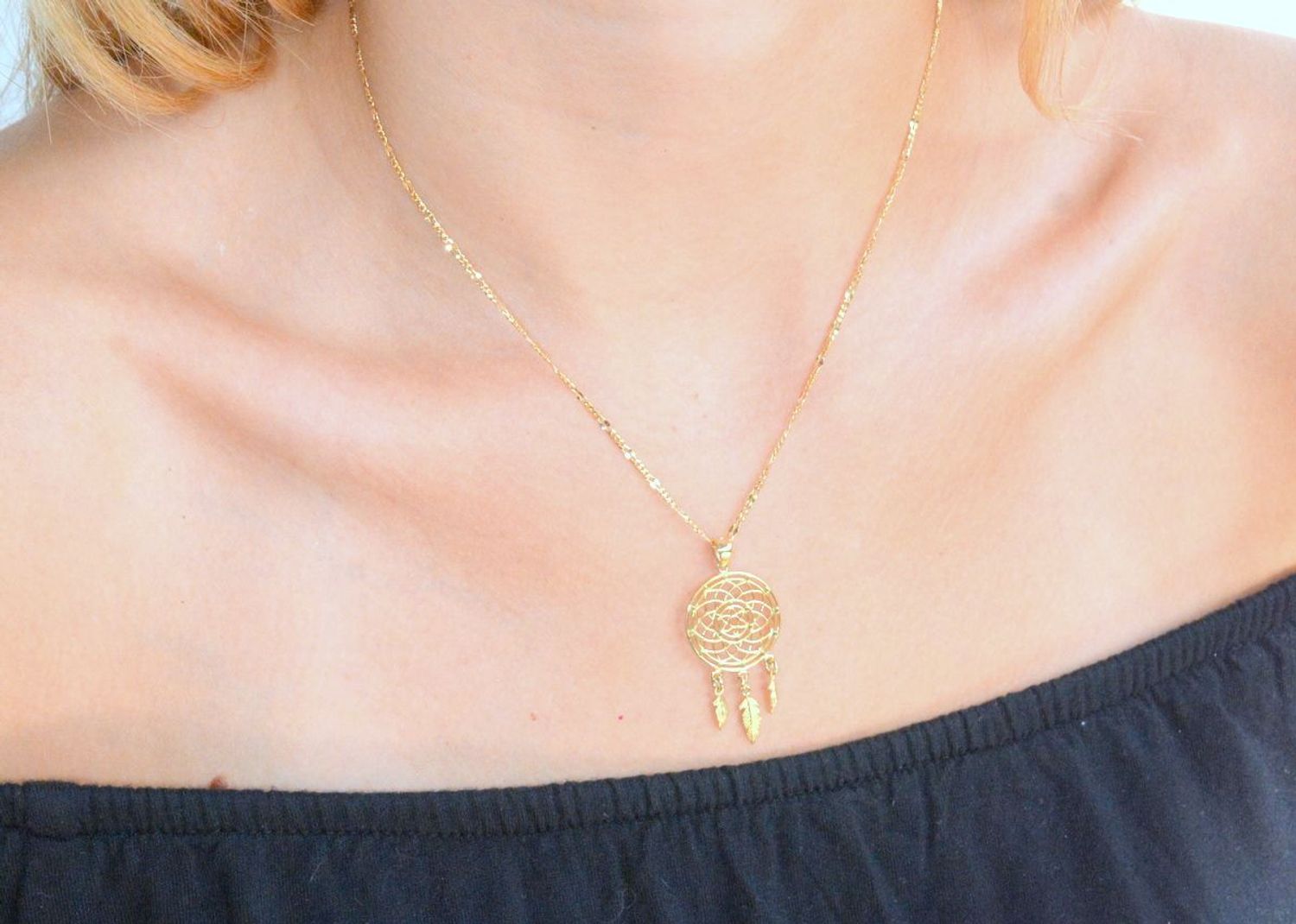 Złota zawieszka 375 łapacz snów ZA 7016 375.  Złota zawieszka 375. Złoty wisiorek łapacz snów. Złota zawieszka damska. Zawieszka damska łapacz snów próby 375. Złota zawieszka na prezent..jpg